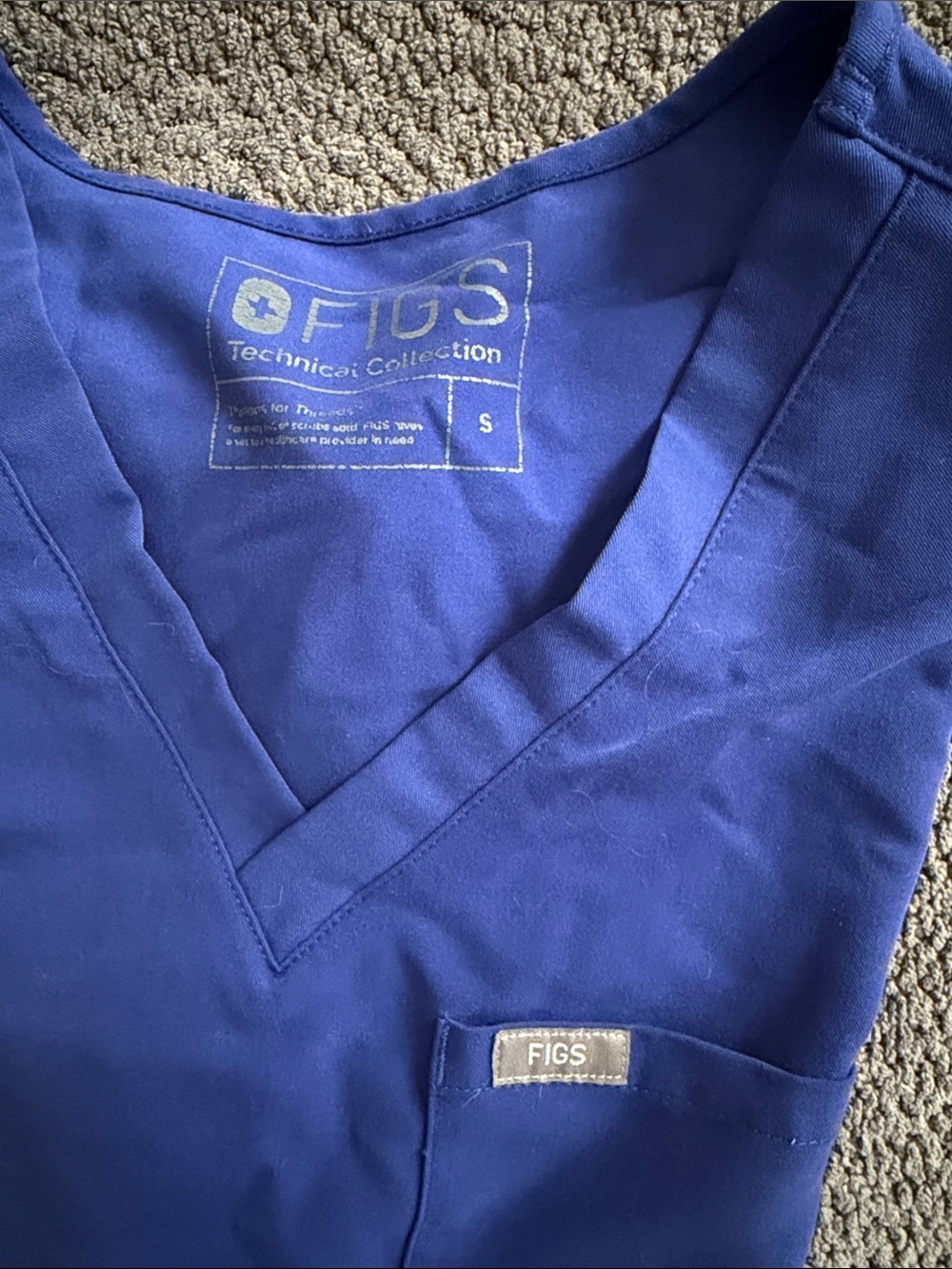 Figs Women's Scrub Set in Royal Blue - Picture 2 of 4